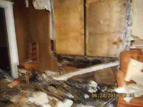 2075 Burnside (19)_m.jpg